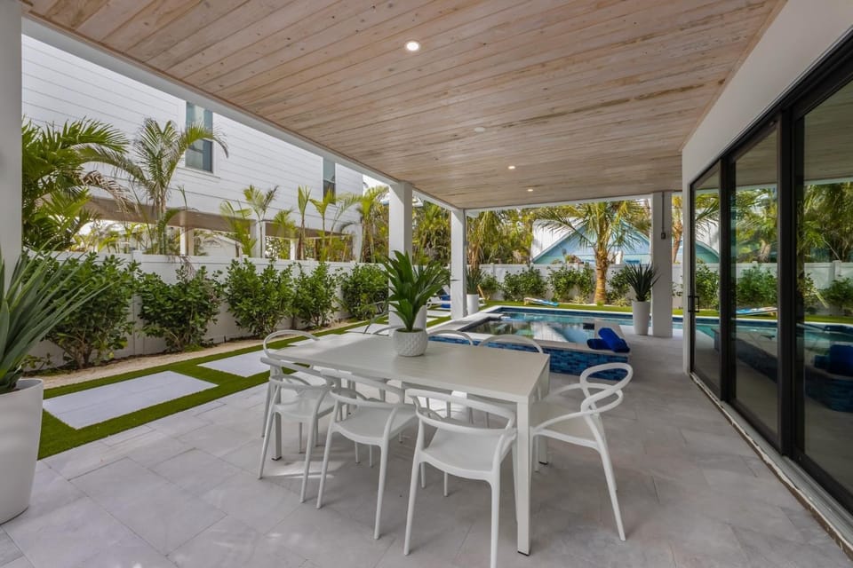 Bleuphoria House in Anna Maria Island