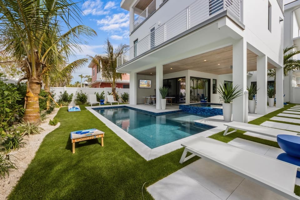 Bleuphoria House in Anna Maria Island