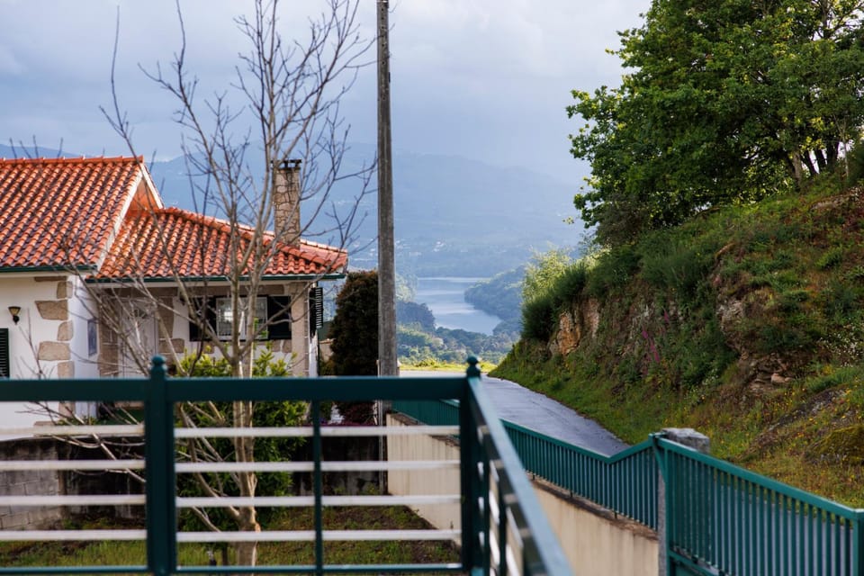 Natural landscape, Balcony/Terrace, Lake view, Mountain view, River view