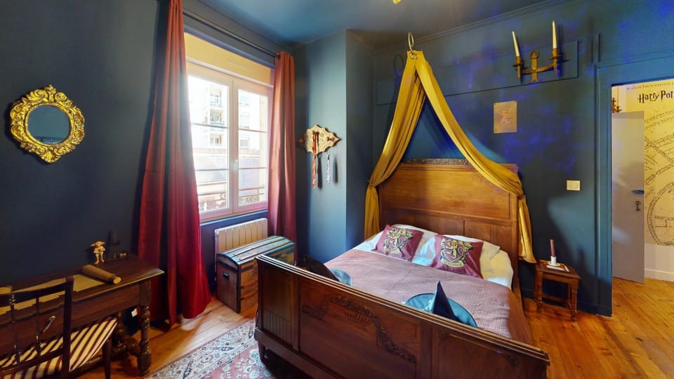 Living room, Bedroom