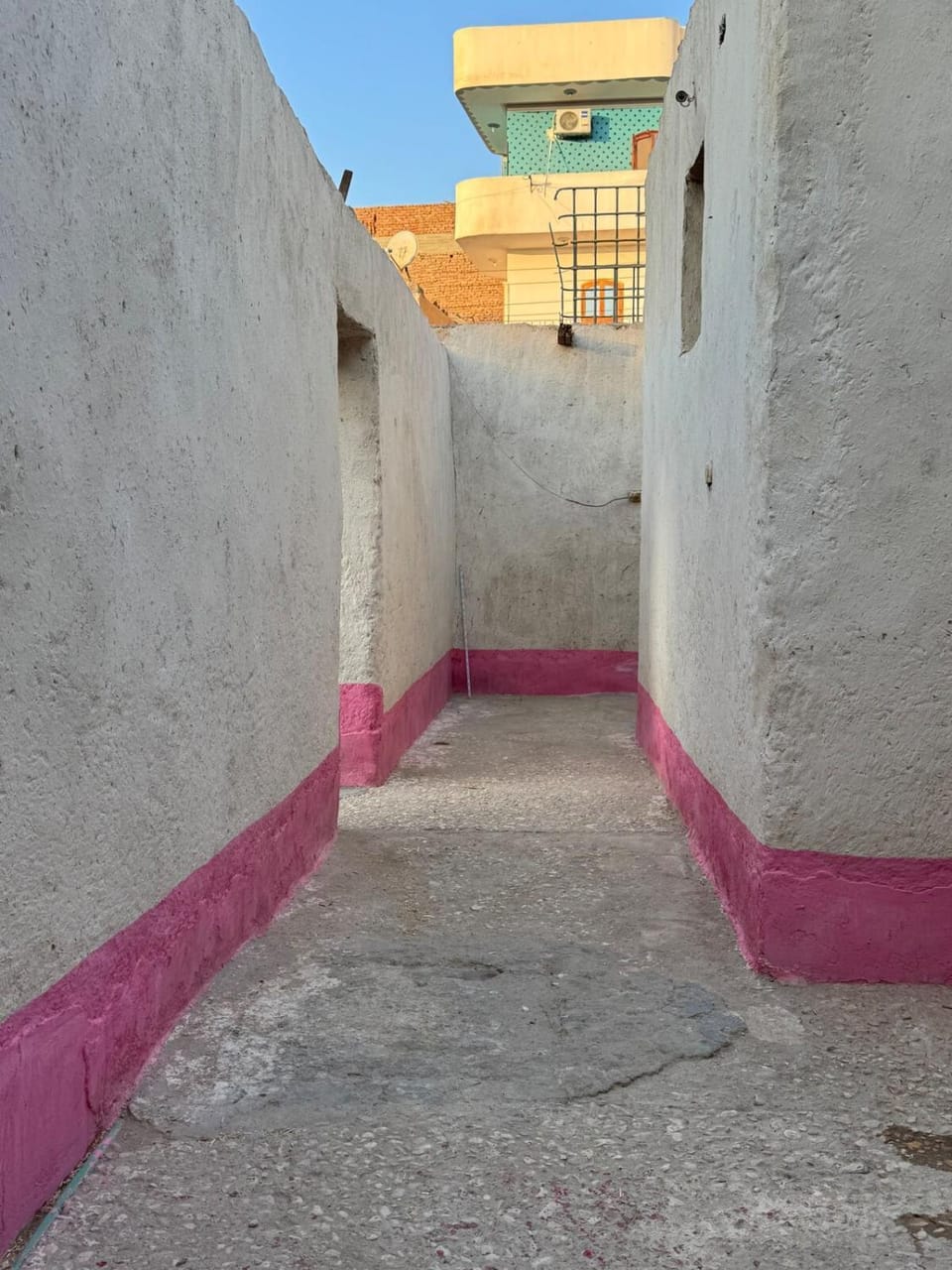 Mountain house retreat House in Luxor Governorate