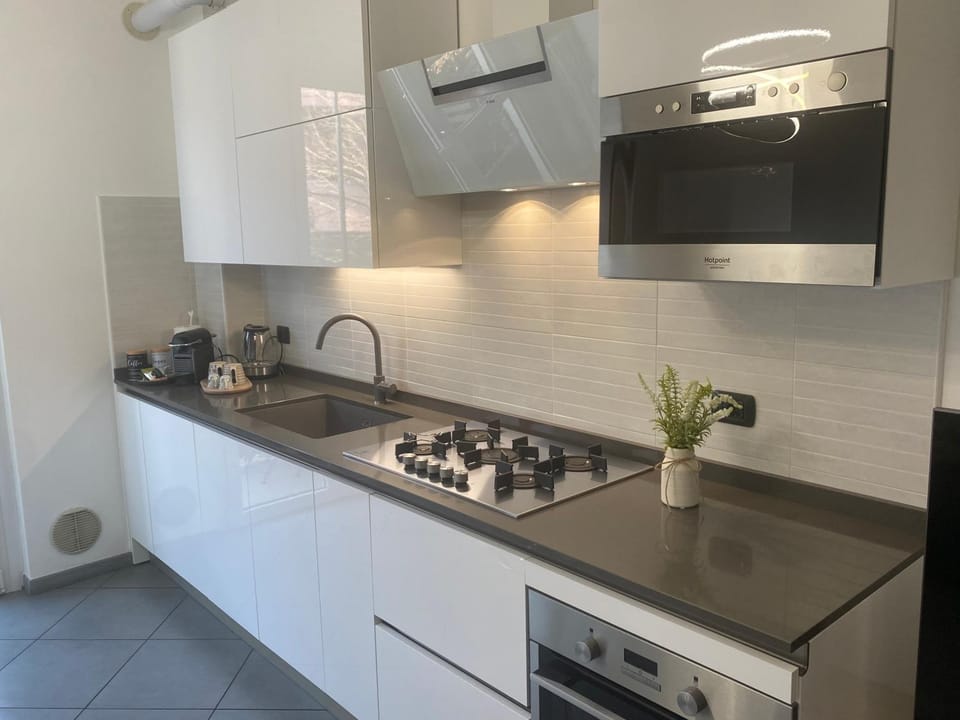 MM HOUSE Lainate modern design near Rho Fiera Apartment in Lainate