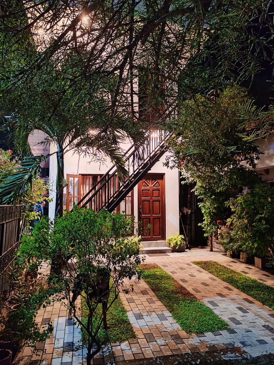 Property building, Garden view