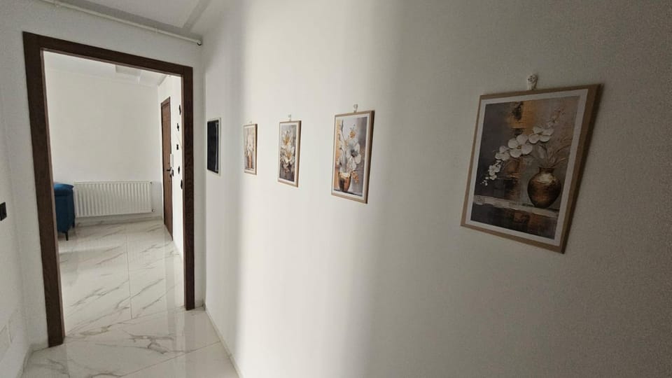 حي الواحات Apartment in Tunis Governorate, Tunisia