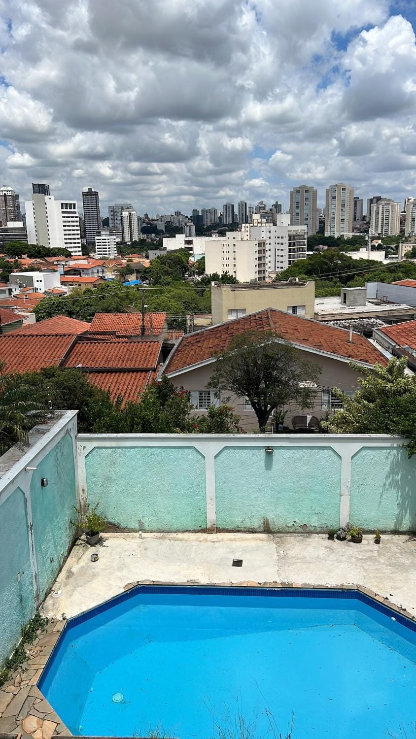 The grey house centrally located House in Campinas