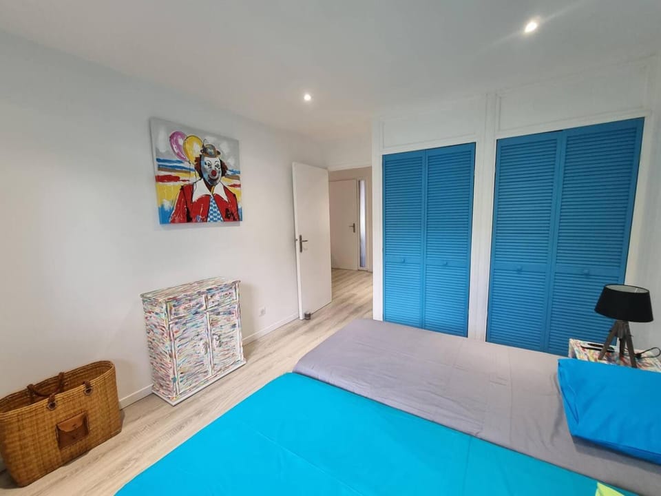 Bed, Bedroom, wardrobe