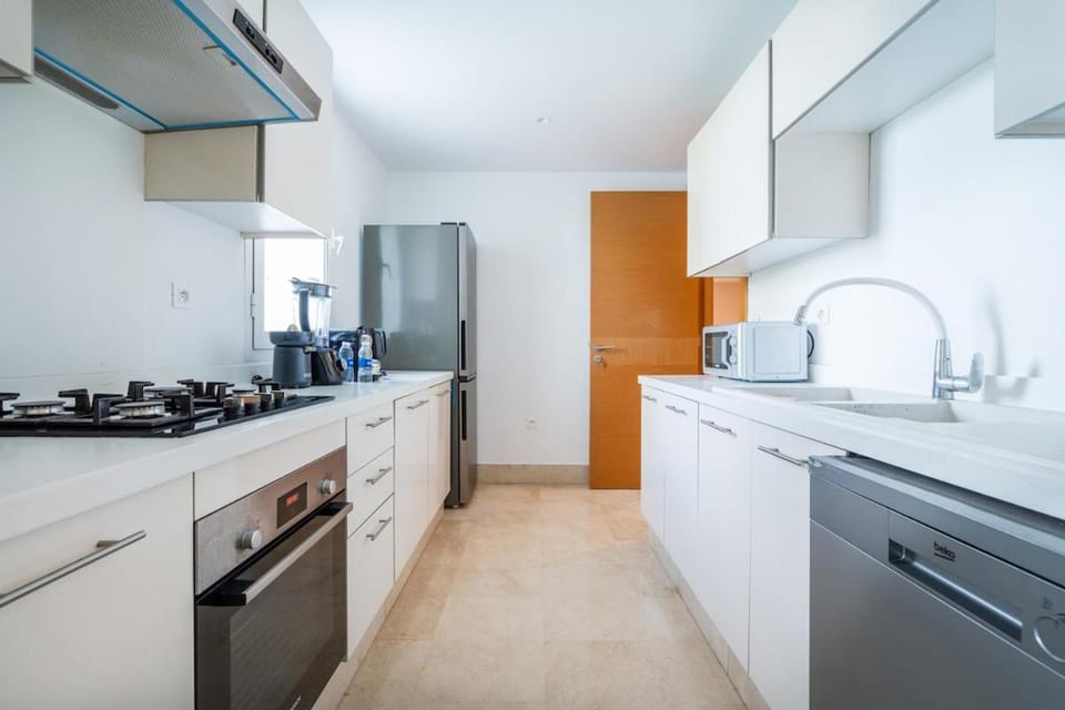 Luxury 3 Bedroom Apartment in the Heart of CFC with Swimming pool Apartment in Casablanca