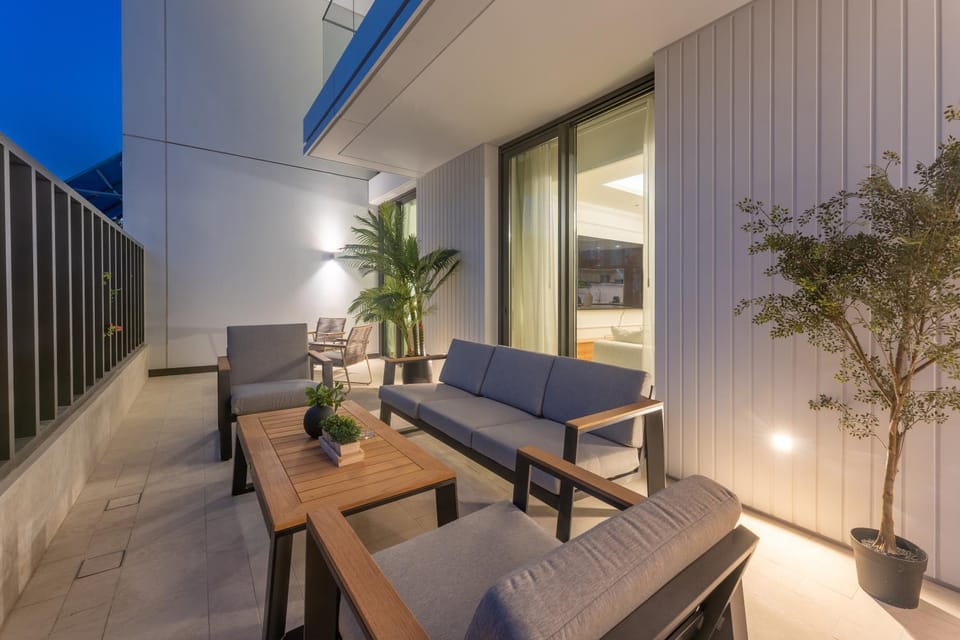 Palace Residence Beach Villa - Direct Beach Access Apartment in Dubai