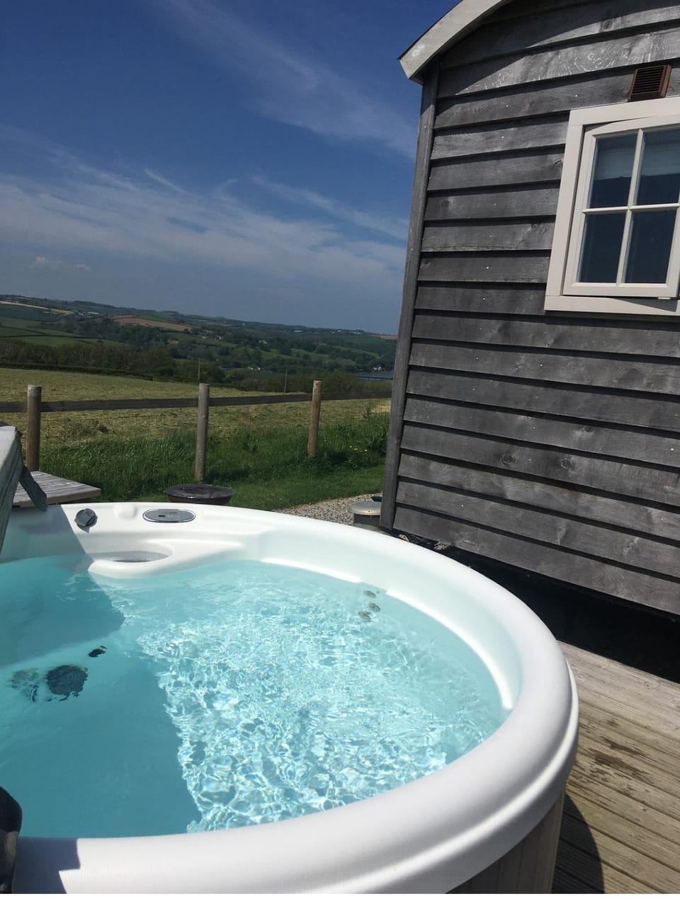 The shepherds hut tarka views Campground/ 
RV Resort in Bideford