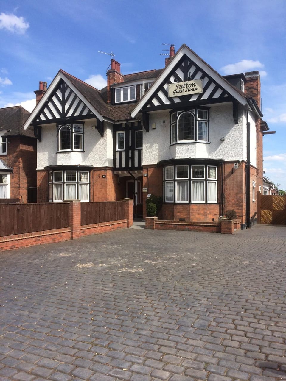 Sutton Guest House Bed and Breakfast in The Royal Town of Sutton Coldfield