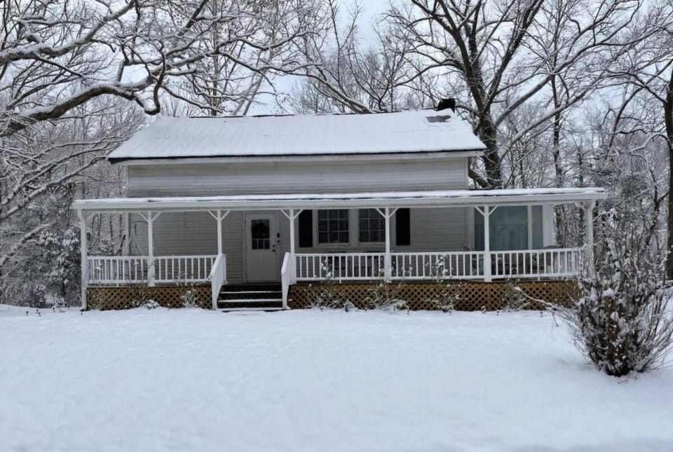 Deep Roots Retreat Historic Kingston Springs Home Pets Welcome Near Nashville House in Tennessee