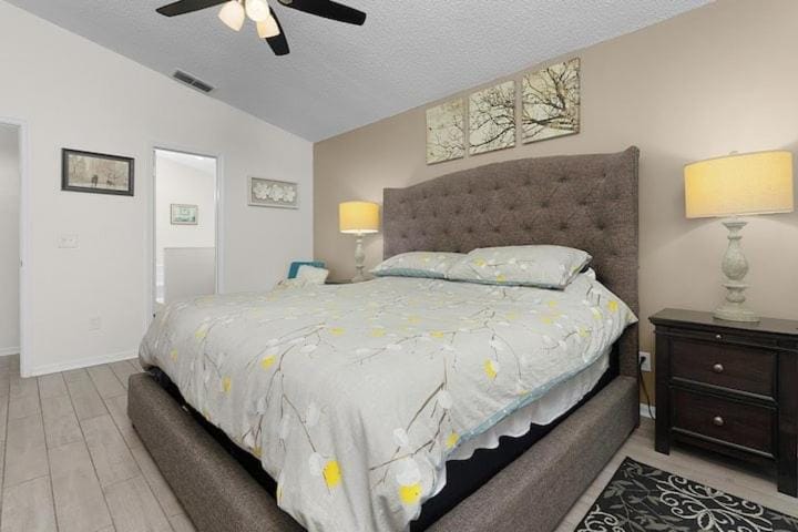 7742 WATER OAK KISSIMMIEE 4BED House in Four Corners
