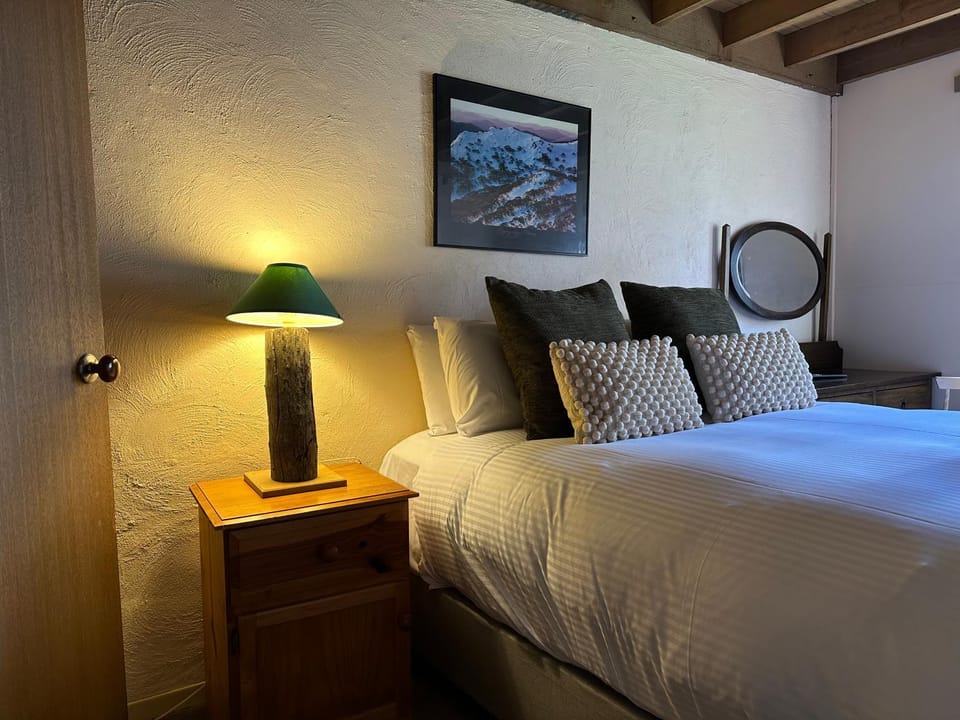 Silver Brumby Chalet alpine-getaways Chalet in Dinner Plain