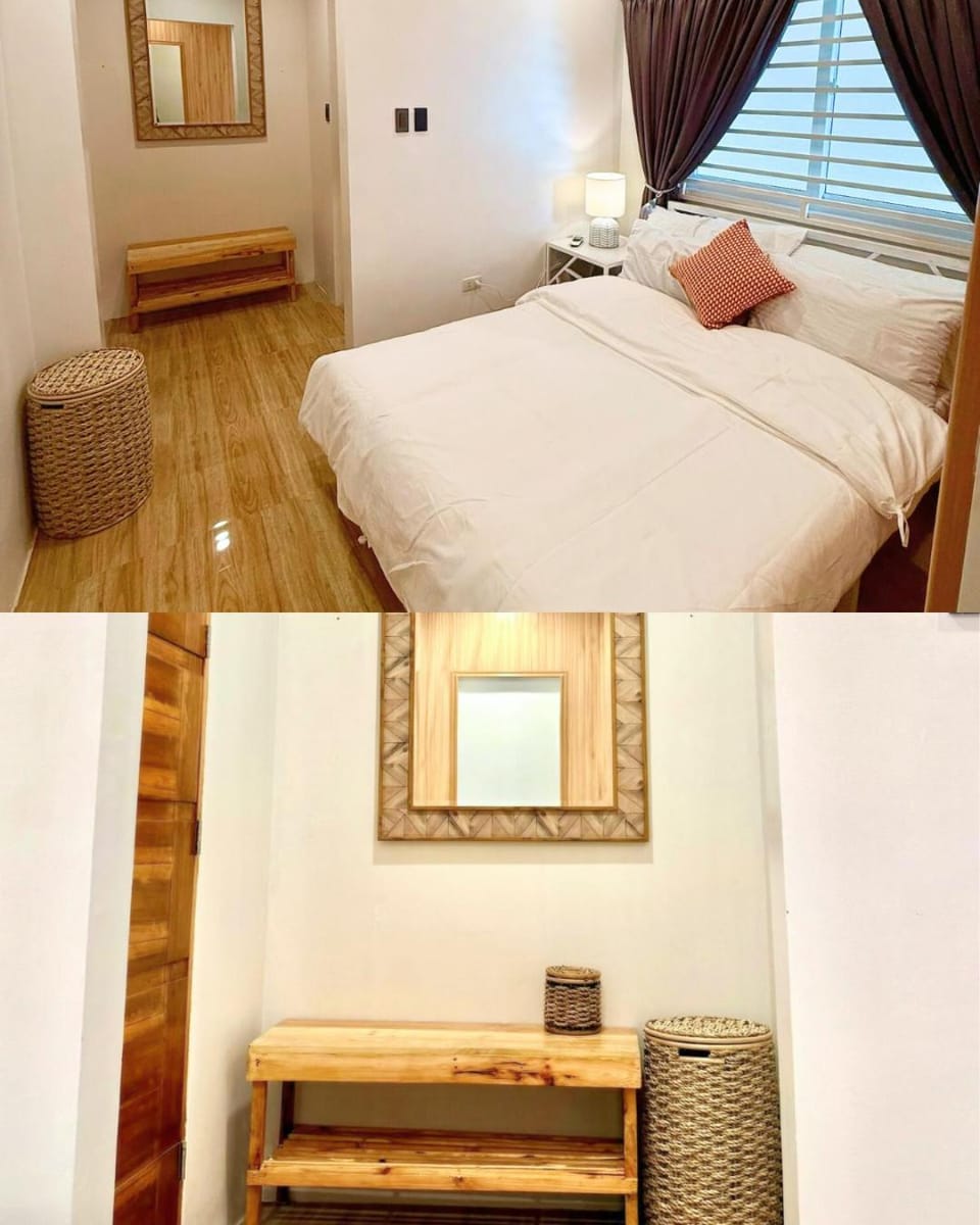 Bed, Living room, Photo of the whole room, Seating area, Bedroom, hair dresser