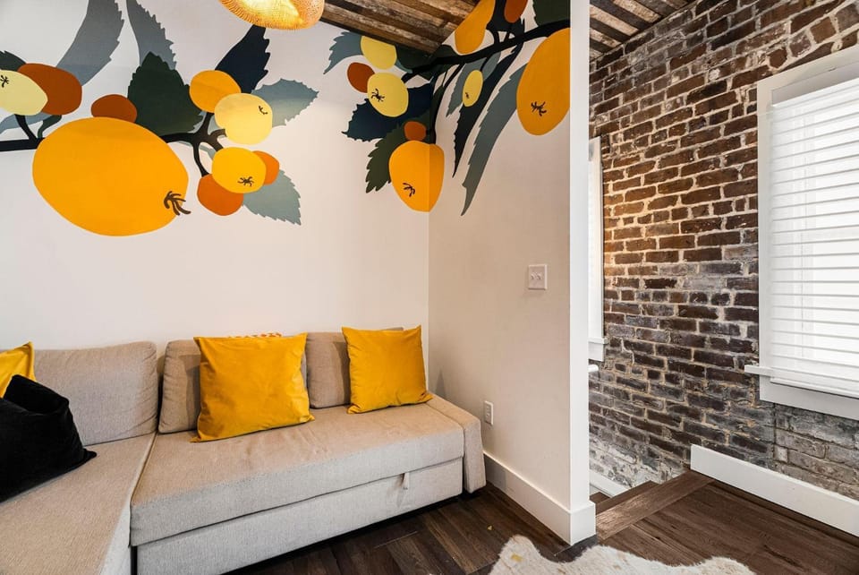 Gaston Haus by Lucky Savannah Apartment in Savannah
