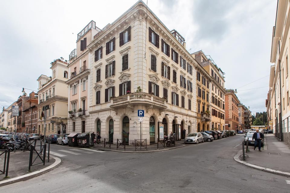 Appartamento Attrezzato ed elegante al Colosseo Apartment in Rome