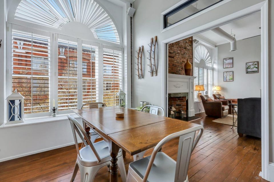 Timeless Telfair by Lucky Savannah Apartment in Savannah