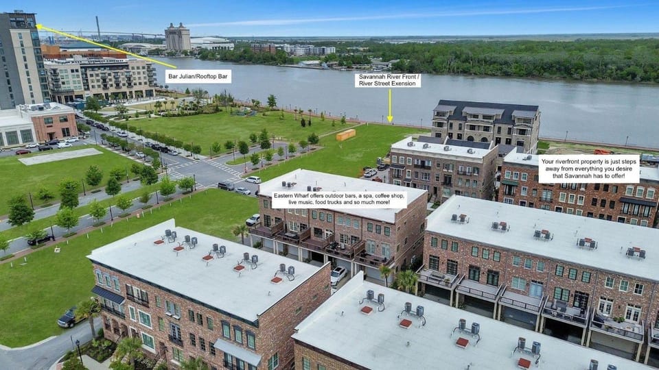 Riverfront Charm by Lucky Savannah Apartment in Savannah