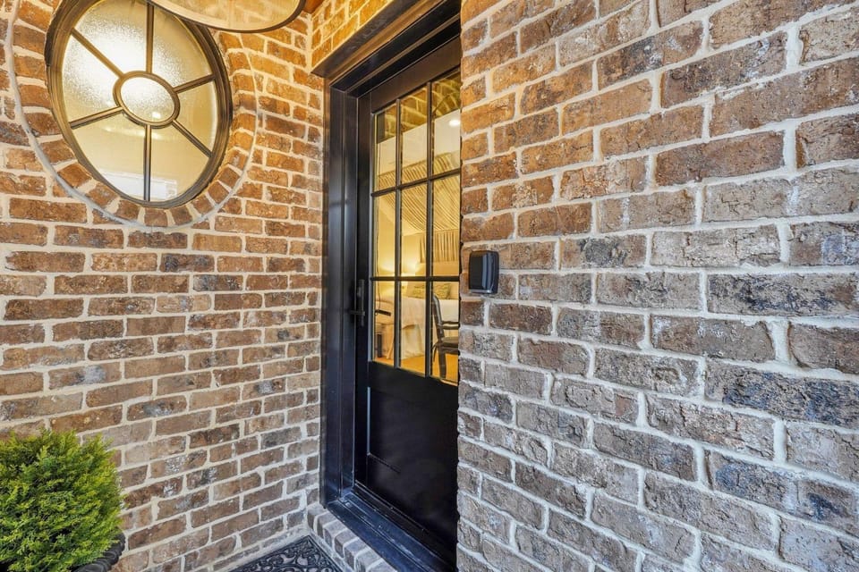 River's Edge by Lucky Savannah Apartment in Savannah