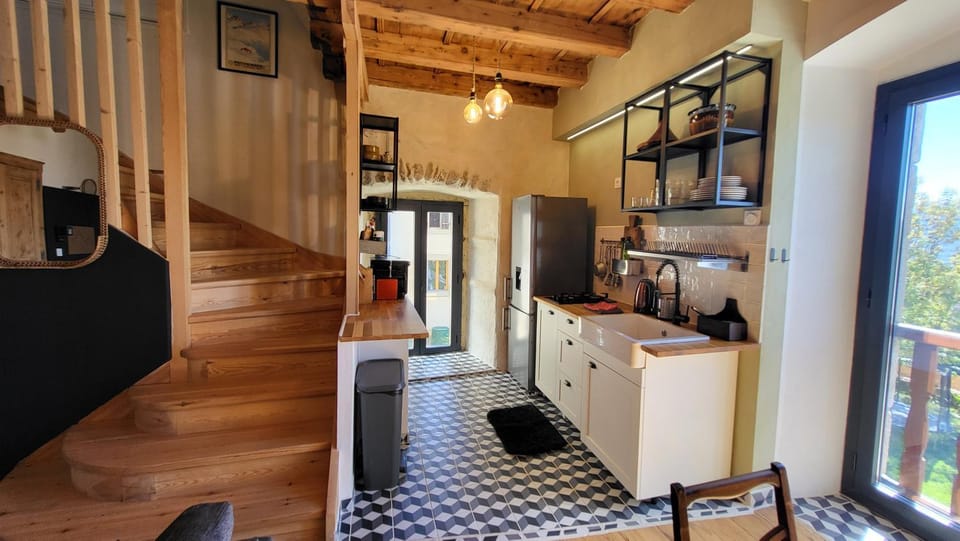 Coffee/tea facilities, Kitchen or kitchenette