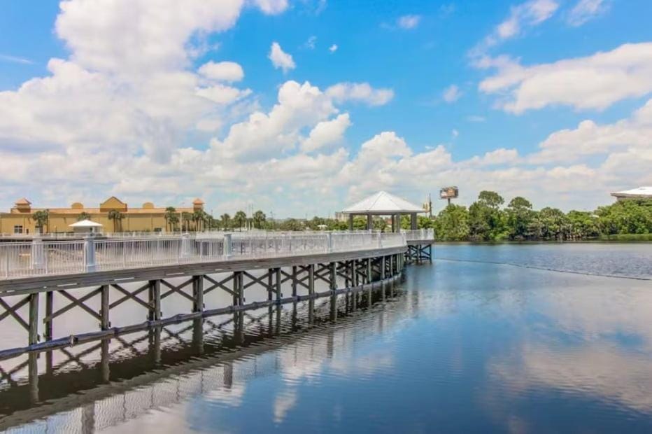 Natural landscape, Lake view