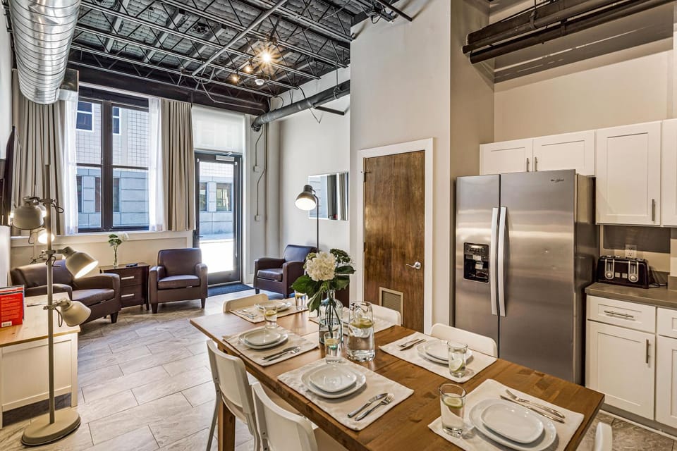Whitaker Street Collection Unit 102 by Lucky Savannah Apartment in Savannah