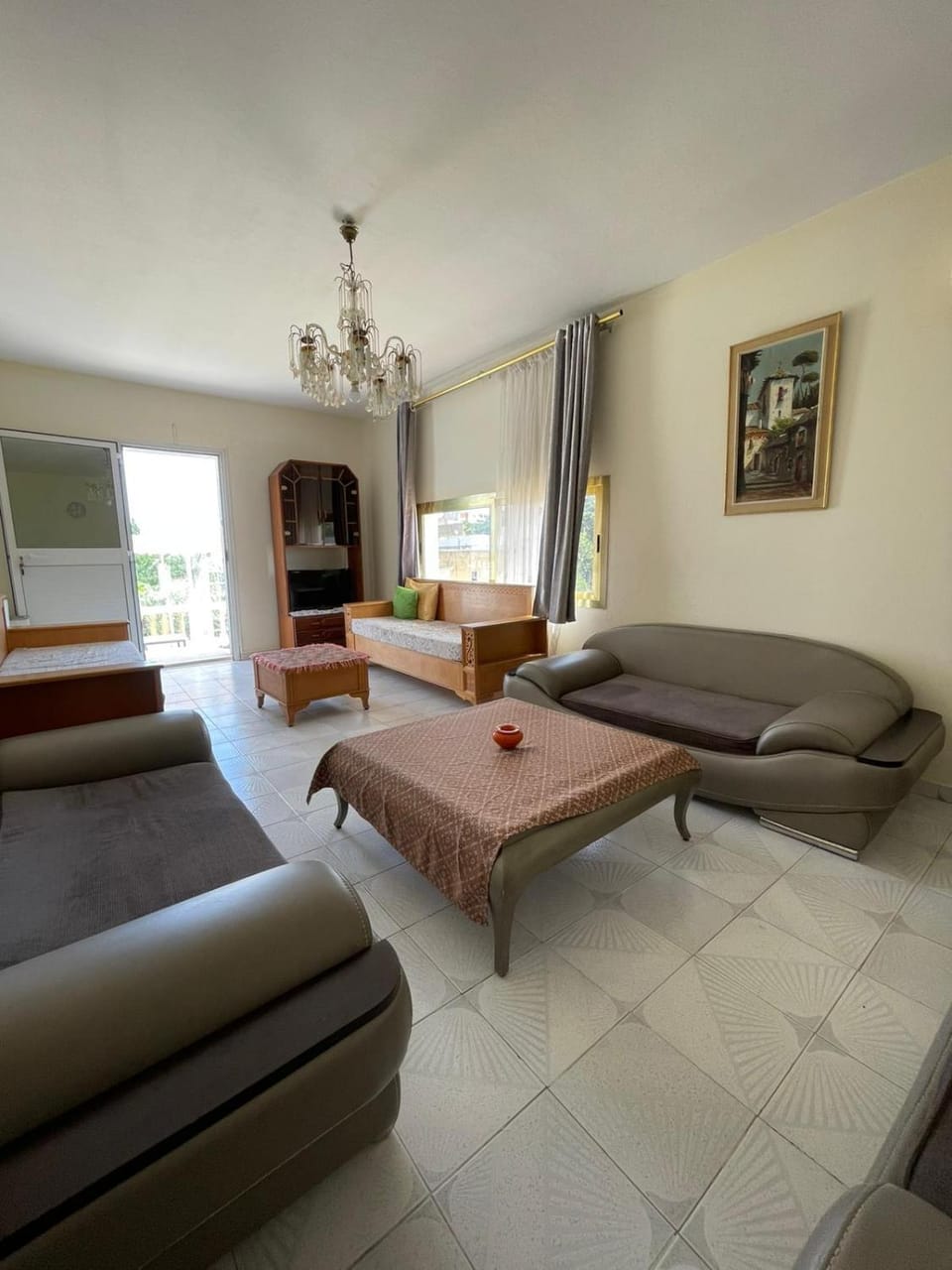 Appartement lum à Gammarth Idéal pour familles Apartment in Tunis