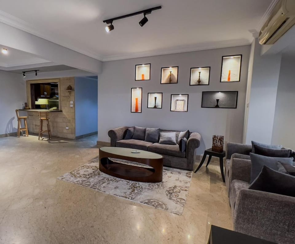 Premium 3BR Residence in Zamalek Apartment in Cairo