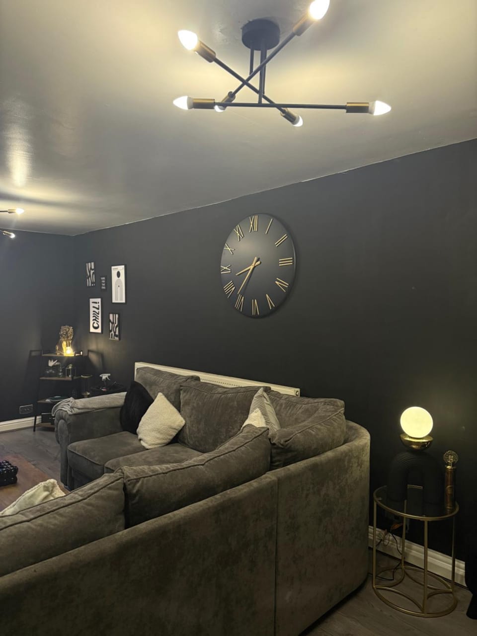 Living room, Seating area, fireplace