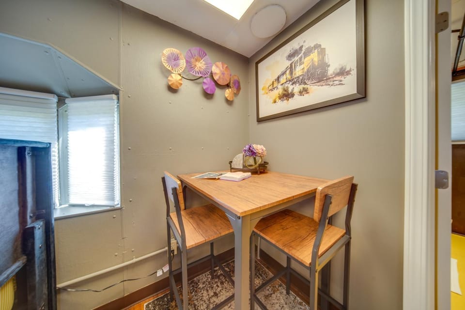 'The Little Giant,' Converted Railcar in DuBois! Apartment in Allegheny River