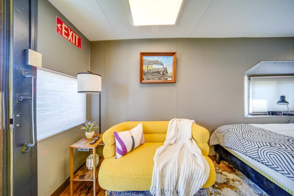 'The Little Giant,' Converted Railcar in DuBois! Apartment in Allegheny River