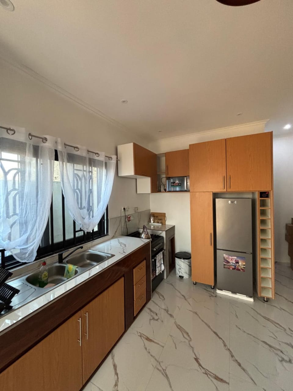 Little White House Apartment in Africa