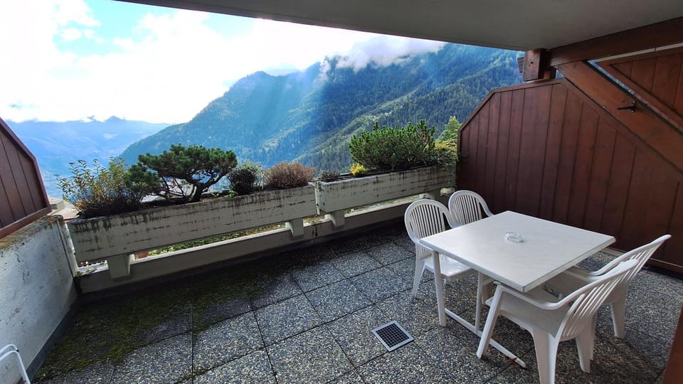 Balcony/Terrace, Balcony/Terrace