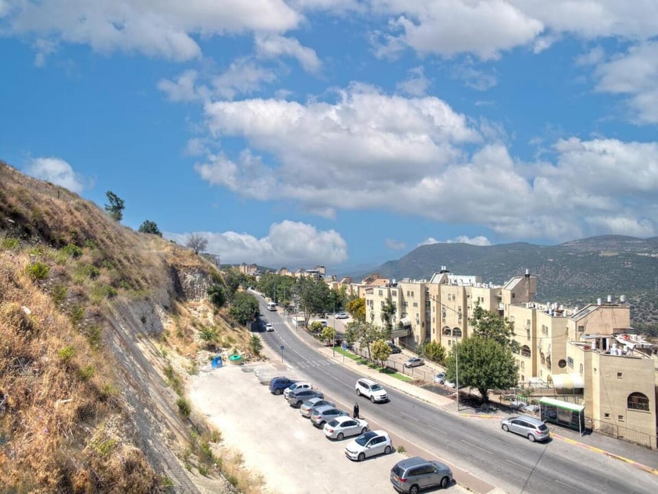 חוויה צפתית אזור דתי Apartment in North District