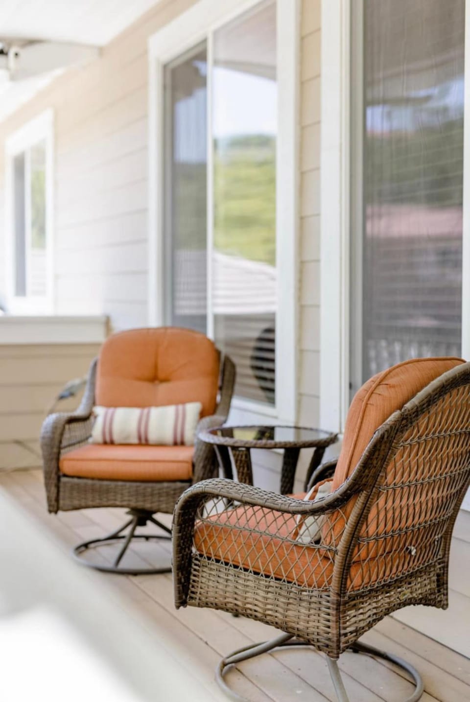 Patio, Day, Seating area