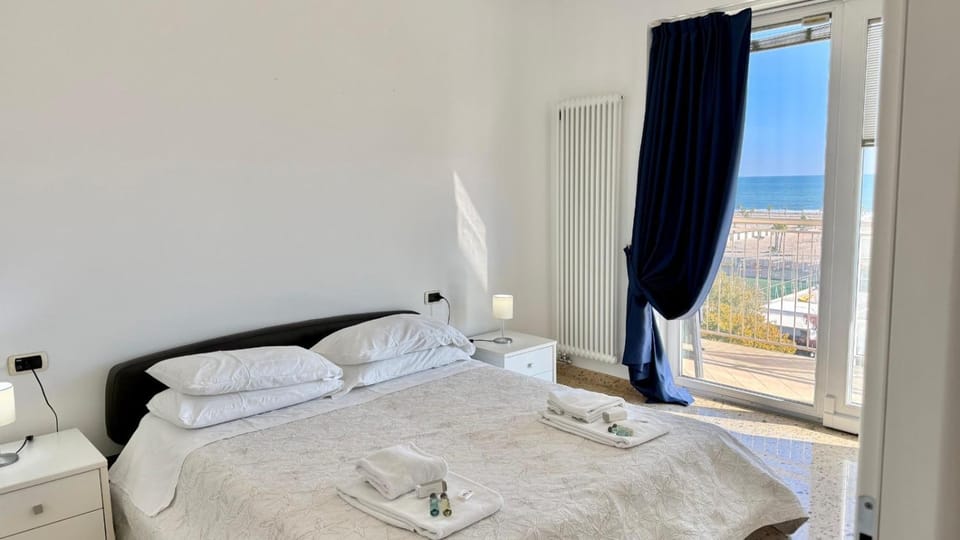 Le Murrine Frontemare Apartment Seaview 504 Apartment in Chioggia