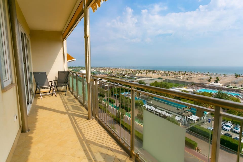 Le Murrine Frontemare Apartment Seaview 504 Apartment in Chioggia