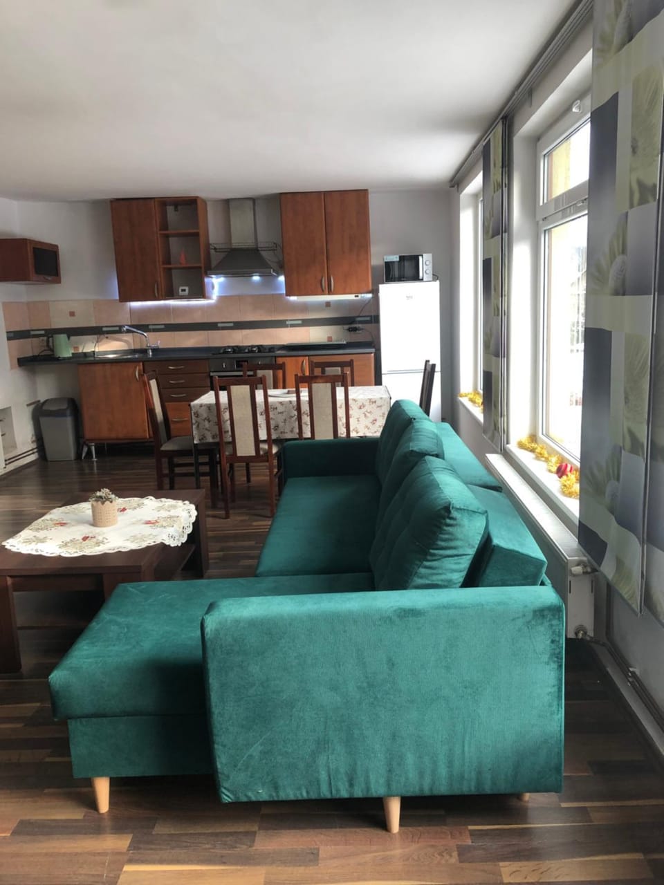 Kitchen or kitchenette, Living room, Dining area