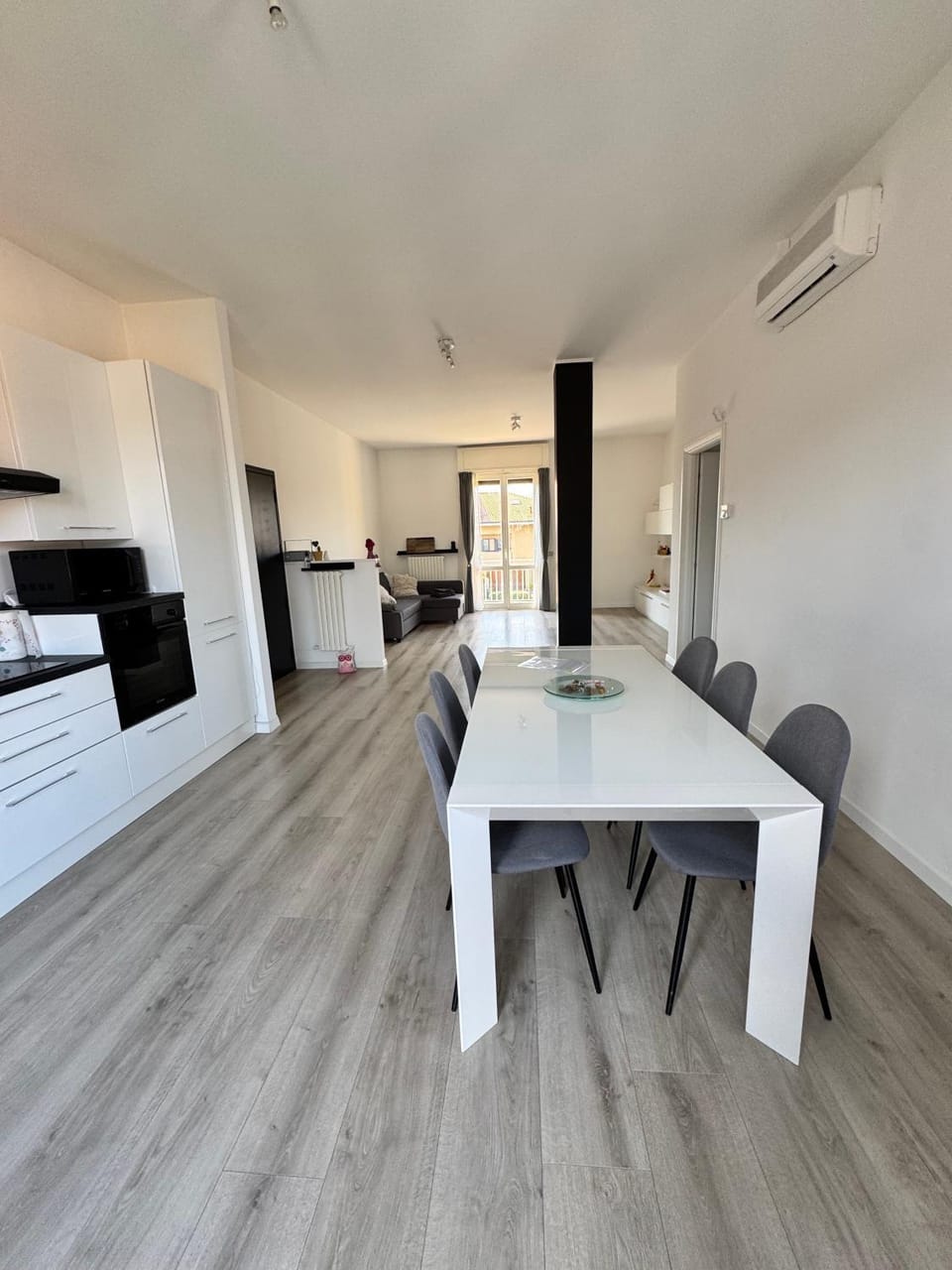Living room, kitchen