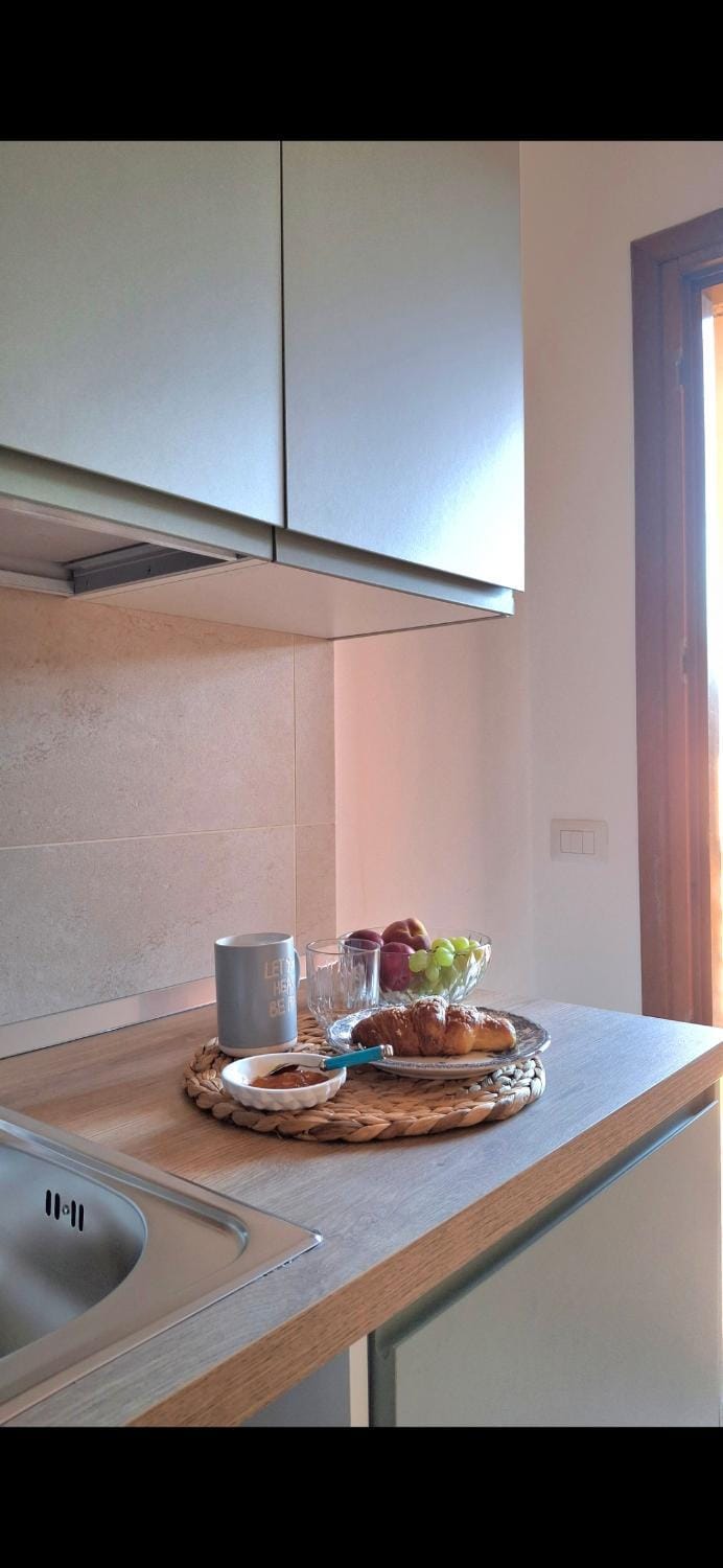 Kitchen or kitchenette, Breakfast