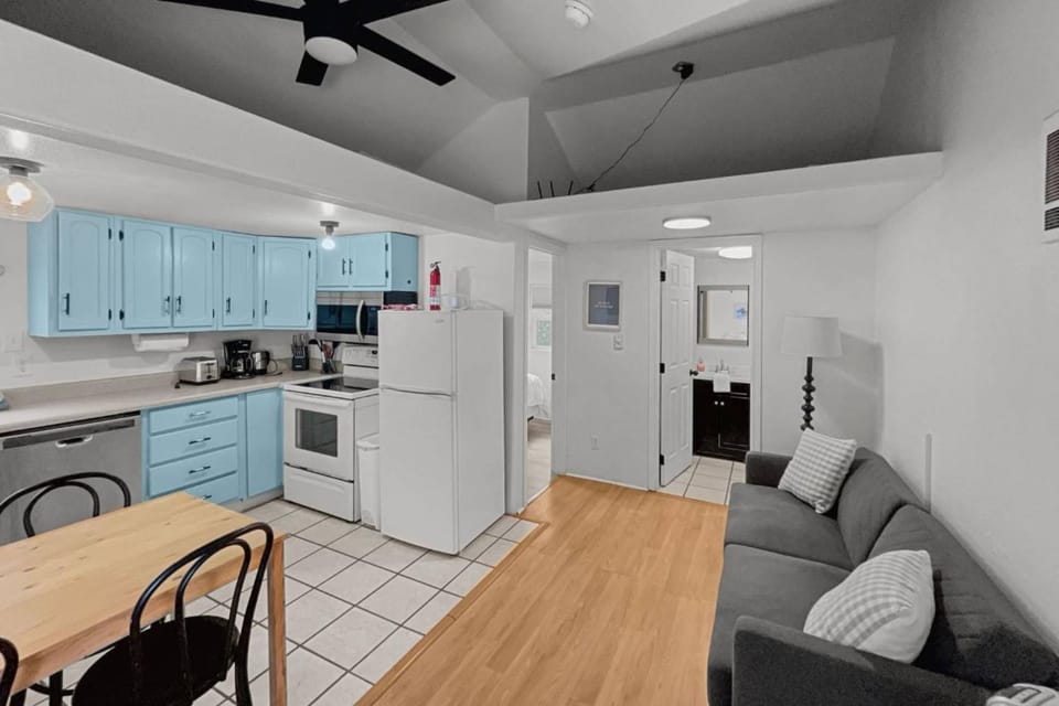 Sea Haven Motel Unit .5 House in Rockaway Beach