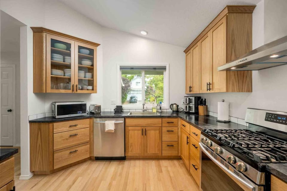 Kingsgate Escape House in Lake Oswego