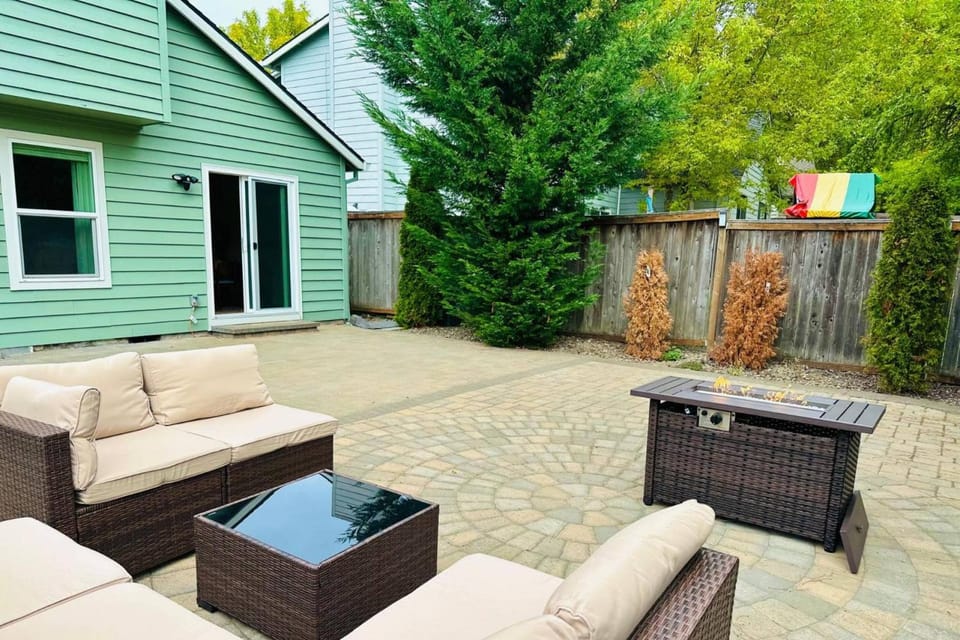 Kingsgate Escape House in Lake Oswego