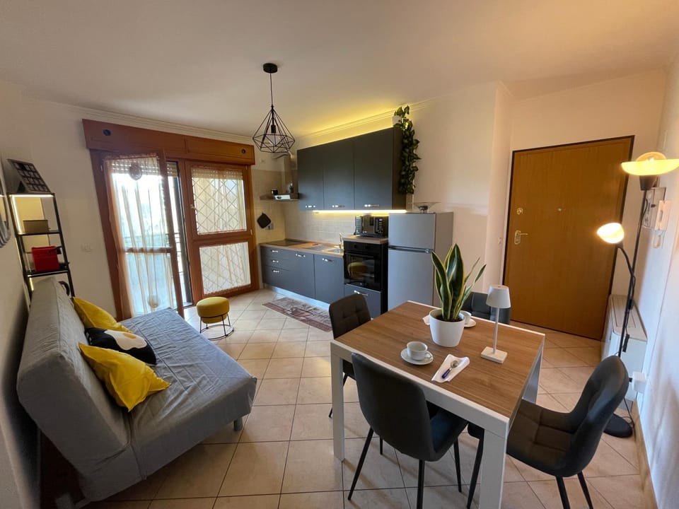 Kitchen or kitchenette, Living room, Dining area
