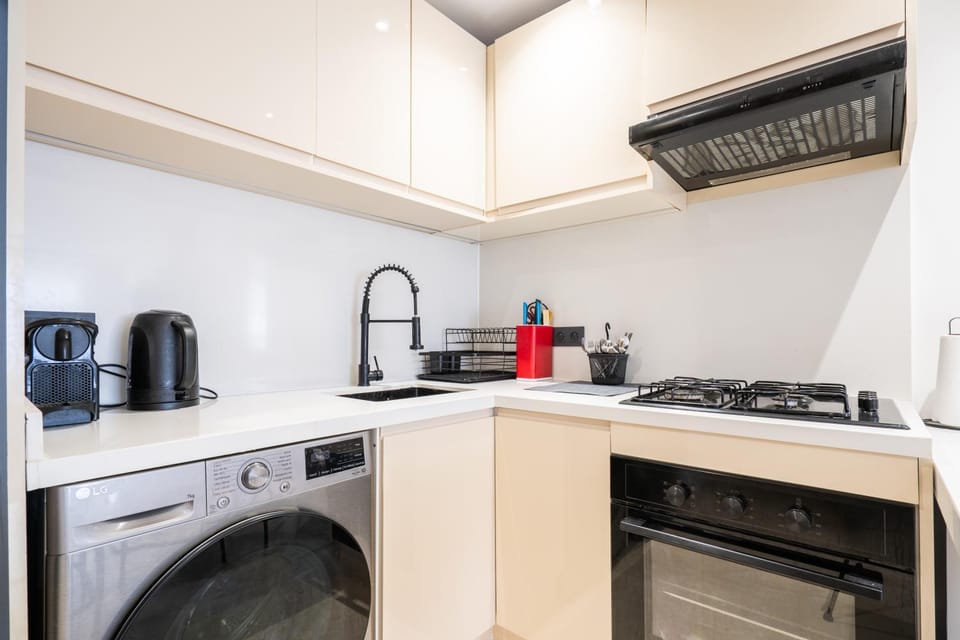 Coffee/tea facilities, Kitchen or kitchenette, pet friendly, stove, toaster, washing machine