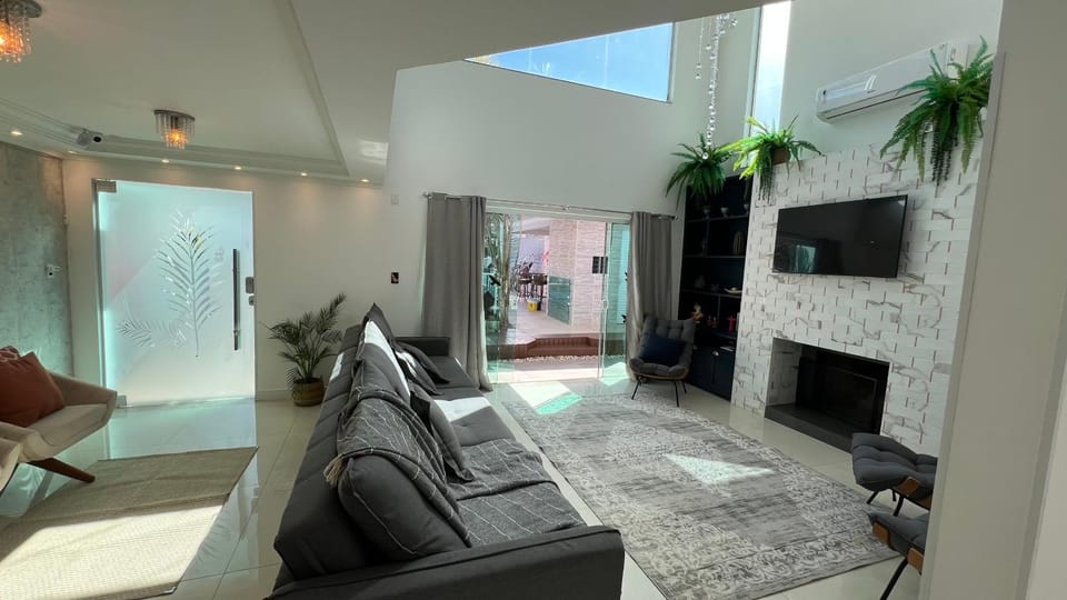 Communal lounge/ TV room, Communal lounge/ TV room, TV and multimedia, Living room, Seating area