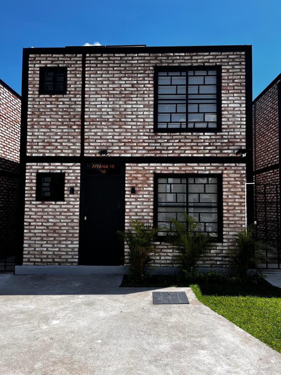 Property building, Day