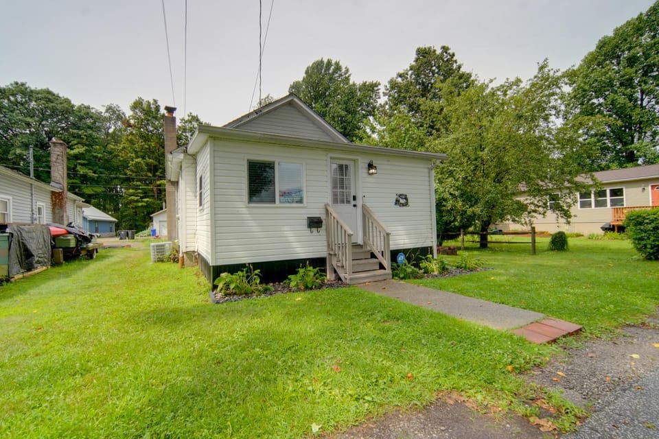 'Wishin & Fishin' Walkable Erie Home By the Beach! House in Millcreek Township