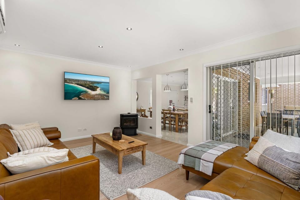 Playa Blanca by Experience Jervis Bay House in Vincentia