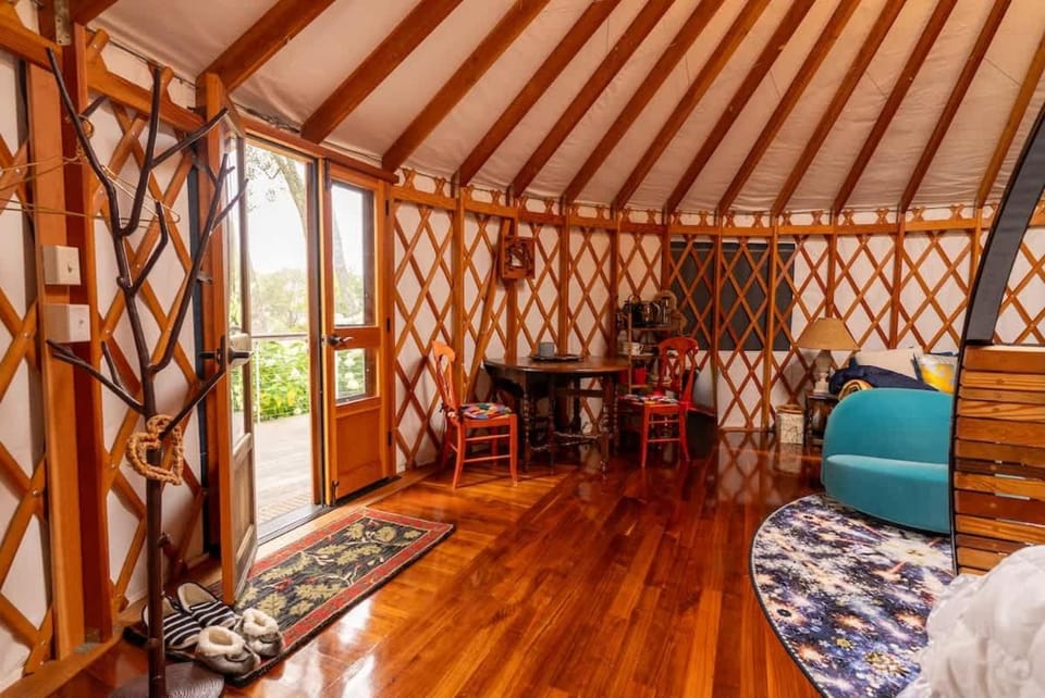 Luxury Yurt at Seaside Farm in Friendship House in Cushing